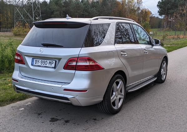 Mercedes-Benz ML cena 89900 przebieg: 181000, rok produkcji 2012 z Nekla małe 191